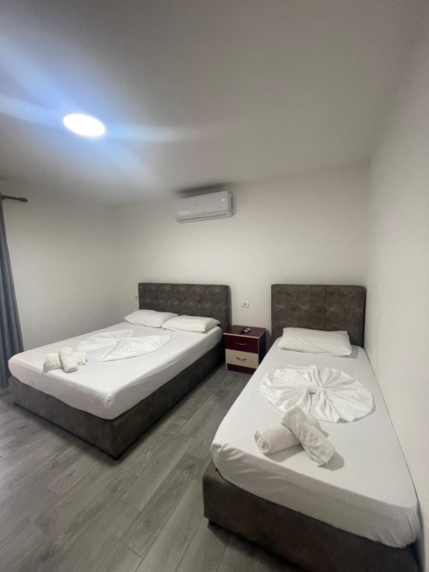 Vila Vladi Durrës Kültér fotó